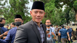 AHY Diminta PDIP Semedi Dulu di Hambalang, Sebelum Omong