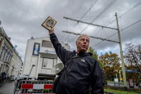 Kelompok Ekstremis Anti-Islam di Belanda Beraksi: Robek Al-Quran dan Hina Kaum Muslimin