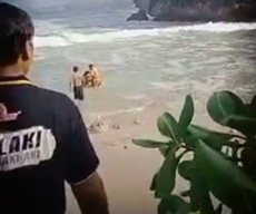 Mahasiswa Mojokerto Tewas Terseret Ombak Pantai Bengkung