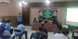 Kesbangpol Gresik Getol Sosialisasi Perda Toleransi ke Masyarakat