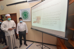 MUI Jatim Sebut AstraZeneca Halal