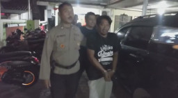 Kesal Istri Terjerat Hutang Rentenir, Suami Tega Bacok Istri