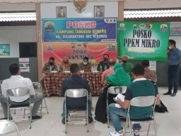 Warga Gulomantung Tolak Pendirian Pabrik Peleburan Baja