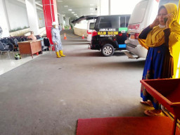 Pasien Covid-19 di Surabaya sampai Keleleran di IGD