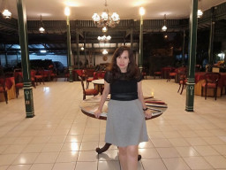 Sylvia Dipecat Tanpa Pesangon, Piutang pun tak Diakui!