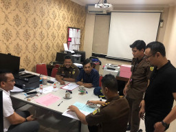 Oknum Satpol PP yang Jual Barang Bukti Hasil Sitaan, Ditahan Kejaksaan