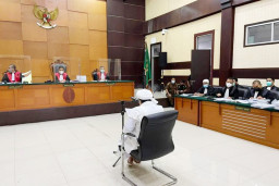 Sidang Offline, HRS Sebut Nama Ahok dan Raffi Ahmad