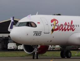 Minggu, Batik Air Terkendala di Bandara Juanda