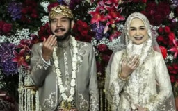 Jadi Ipar Jokowi, Anwar Diminta Mundur