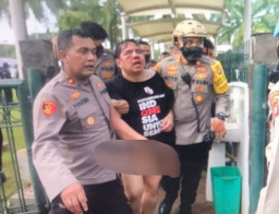 Alhamdulillah Buzzer Istana, Babak Belur