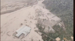 "Awas Letusan-letusan dari Sungai"