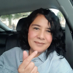 Usia 59 Tahun, Pamer Kemesraan dengan Pacar Baru