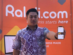 Joseph Aditya Raja IT, Awali Karir dari Sales Dengan Gaji Kecil