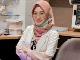 Dokter Spesialis Gigi Irvanda Rasakan Dampak Covid Pada Bisnis MUA