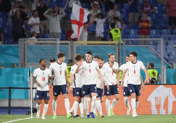 Pelan-pelan, Inggris Bisa Juara