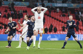 Phil Foden tak Cocok untuk Timnas