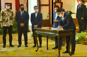 Pelantikan HIPMI Jatim, Khofifah Pesan Pengentasan Kemiskinan dan Kebangkitan Ekonomi Jatim