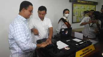 Diantar Naik Motor, Anies Rampung Urus SKCK Bacapres dan Siap Daftar ke KPU