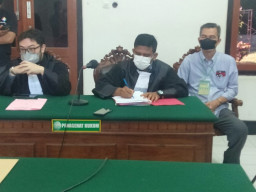 Kuasa Hukum Terdakwa : Jaksa Hanya Mengira-ngira Tanpa Bukti