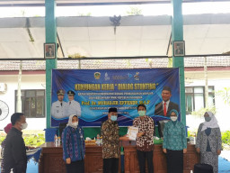 Menko PMK Melakukan Kunjungan Kerja di Madiun dalam Rangka Penurunan Stunting