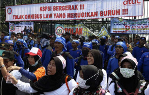 RUU Cipta Kerja, Tetapi Tak Tegas Soal Ketenagakerjaan