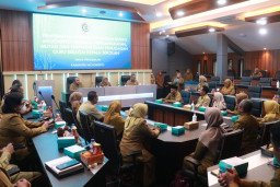 Serahkan SK Kepsek, Bupati Mojokerto Sampaikan 3 Tugas Tambahan Guru
