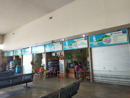 Omzet UMKM di Pelabuhan Tanjung Perak Turun 80 Persen Selama PPKM