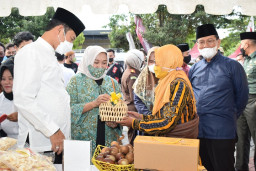Puluhan UMKM Ambil Bagian di Bazar Ramadhan Megilan