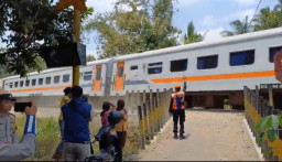 PT KAI Daop 7 Madiun Keluarkan Himbauan pada Masyarakat