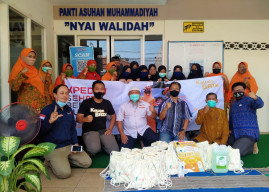 Kawan Baik Indonesia dan Lazismu Berikan Santunan