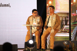 Mahfud Arifin Bangun Big Data dan Ngantor di Kelurahan