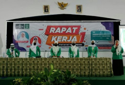 Fatayat Gresik Kawal Kebijakan Pemerintah Melalui Segmen Perempuan