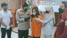 Wanita Cantik Berambut Pirang Tipu Korban Hingga Miliaran Rupiah