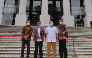 MA Minta MK Diskualifikasi Kemenangan Eri-Armuji