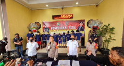 Ibu Rumah Tangga Sewa Pembunuh Bayaran Habisi Suami