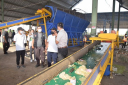 TPST Lamongan Klaim Mampu Kelola Sampah 50 Ton per Hari