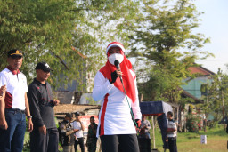 Peringati HUT Ke-77 RI, Kecamatan Kemlagi Gelar Senam Bersama