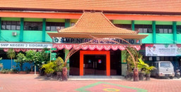 SMPN 2 Sidoarjo Bentuk Karakter Siswa dengan Outdoor Learning