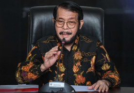 Paman Gibran, Minta Jabat Ketua MK Lagi