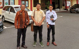 Pihak Keluarga Didampingi Pengacaranya Datangi Polres Blitar