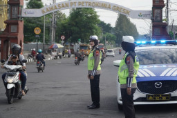 Terobosan Satlantas Polres Gresik, Terjunkan Srikandi Giri sebagai Pionir Patroli Jalan Raya