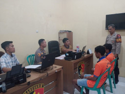 Beli Rokok Pakai Upal, 2 Warga Jember Diringkus