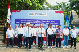 Empat Kampus di Surabaya, ikut Bergolak