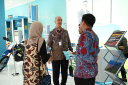 PLN Tebar Promo Tambah Daya Listrik dan Bagi Merchandise Menarik Di IIMS 2024