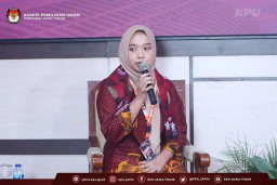 Viral, Calon Senator Cantik Mendadak Saingi Eks Ketua KPK dan Petahana