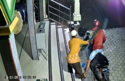 Polisi Kantongi Identitas Maling Kotak Amal di Ponorogo