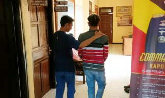 Edarkan Okerbaya, Warga Situbondo Diringkus