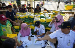 Gelar Bazar Ramadhan Berkah di Tiga Kecamatan