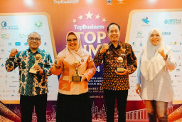 Gresik Raih Tiga Penghargaan Dalam Top BUMD Awards 2024
