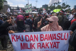 Mimbar Bebas "Mega-Amin" di Solo, Digaungkan Aktivis Reformasi